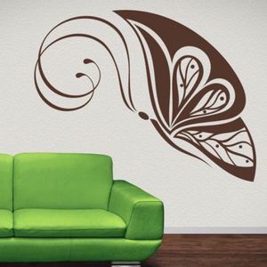 Meet your Posher, Mona